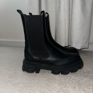 GANNI Black Chunky Boots